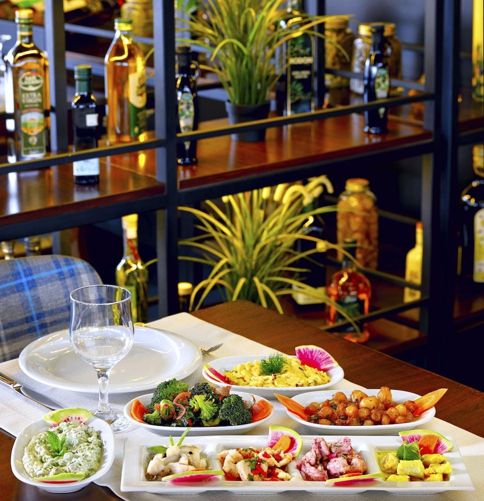 The Merlot Hotel Eskişehir Esterno foto